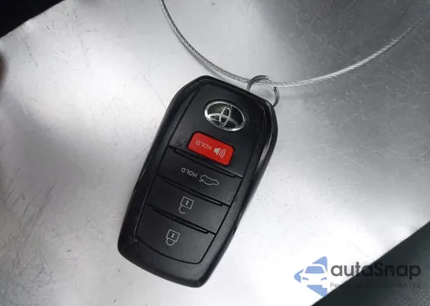 2025 Toyota Camry Le из США, поврежденный, VIN 4T1DAACKXSU587395